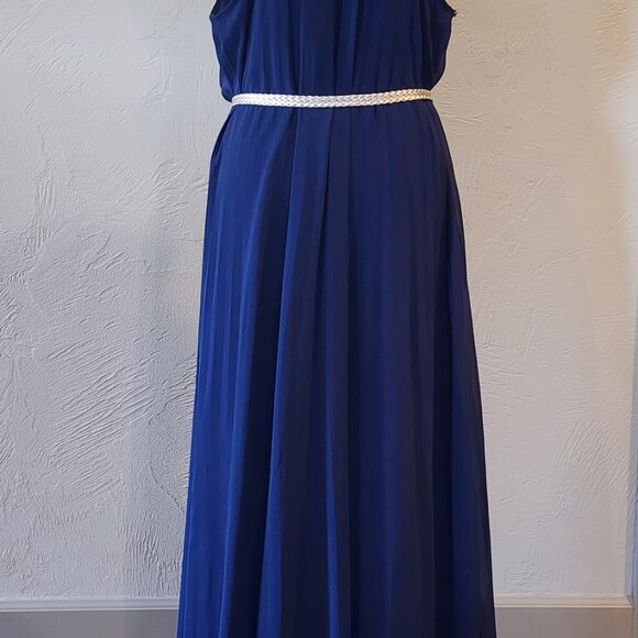 Bisou Bisou Gently Pleated Flowy Dress - Picture 3 of 6